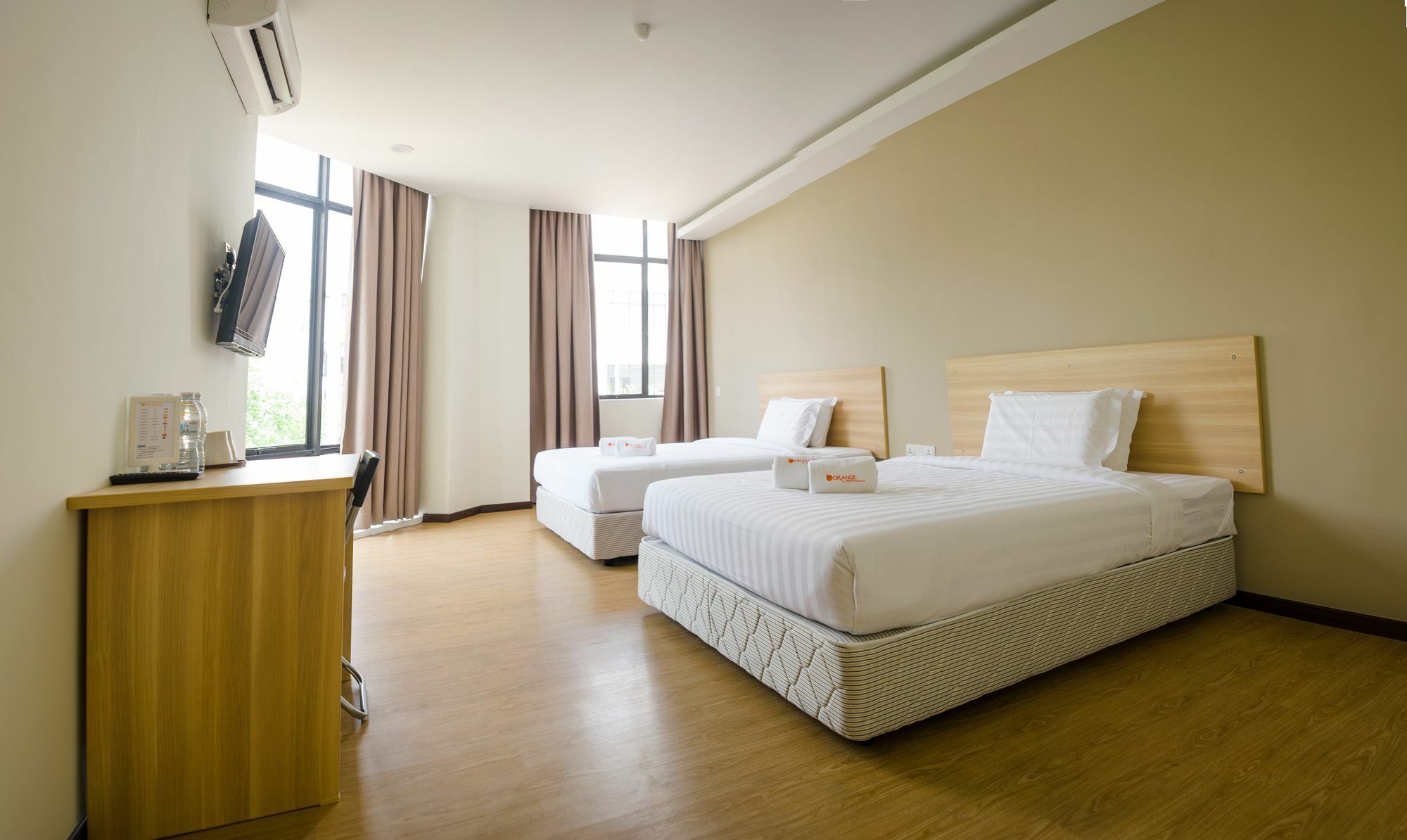 1Orange Hotel Sri Petaling Куала-Лумпур Экстерьер фото